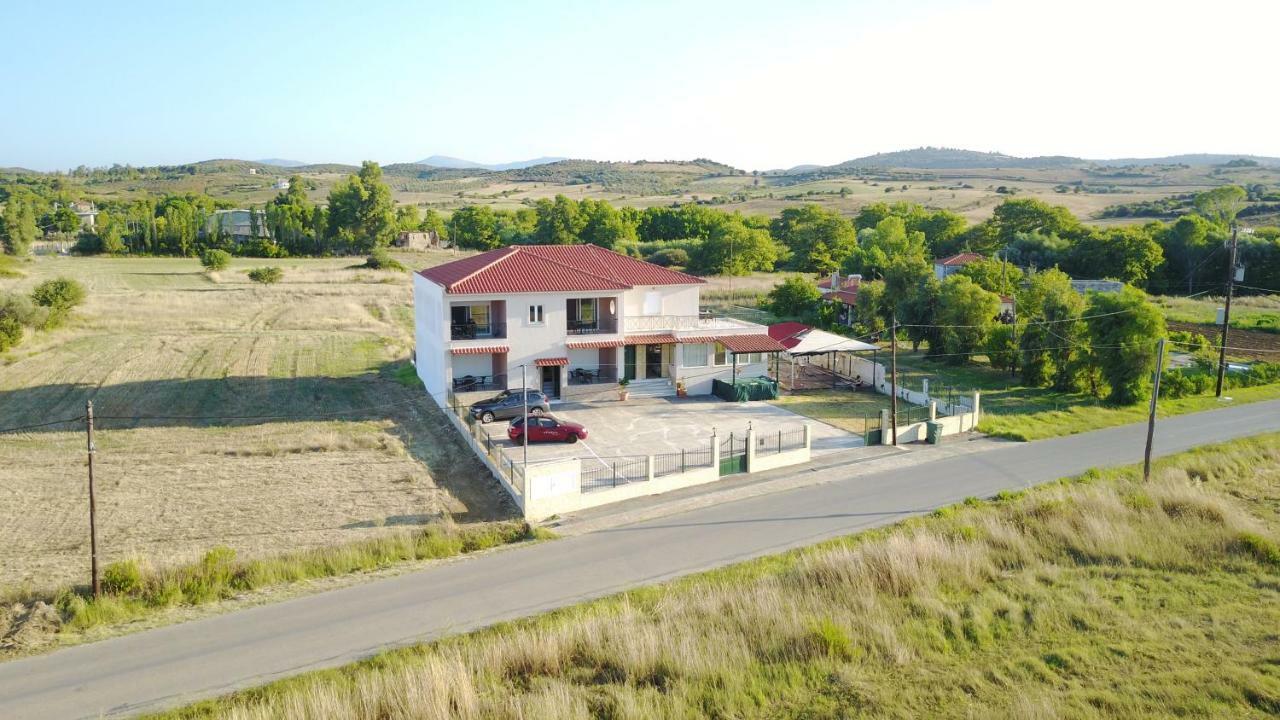 Avantis Apartments Perivolia  Exterior foto